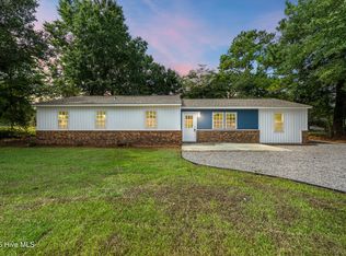 305 Wallington Rd, Wilmington, NC 28409