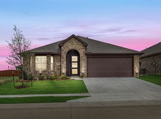 981 Kingbird Ln, Alvarado, TX 76009