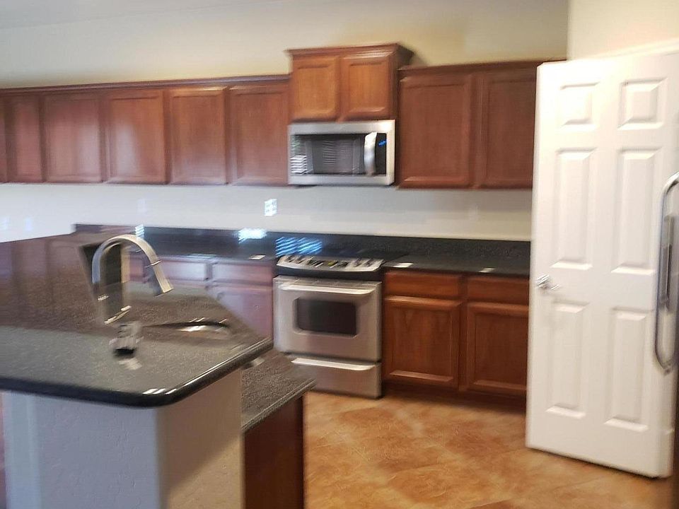2nd image of 16749 W Cocopah St