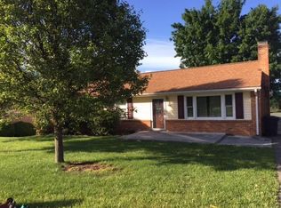 5454 N Lake Dr, Roanoke, VA 24019