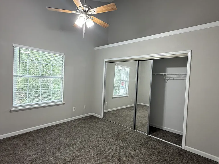 1101 Sandy Lane Dr — Photo 20