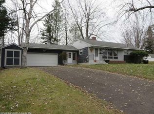 7 2nd Ave, Augusta, ME 04330