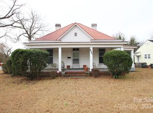 1008 Morven Rd, Wadesboro, NC 28170