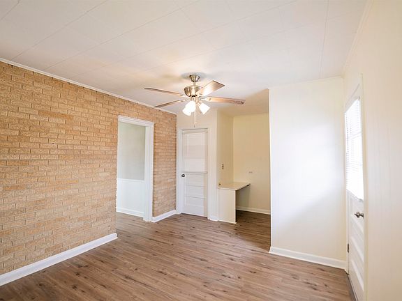 5th image of 410 Greenway Ave