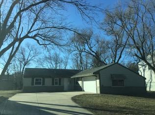 218 Thornhurst Rd, Bolingbrook, IL 60440