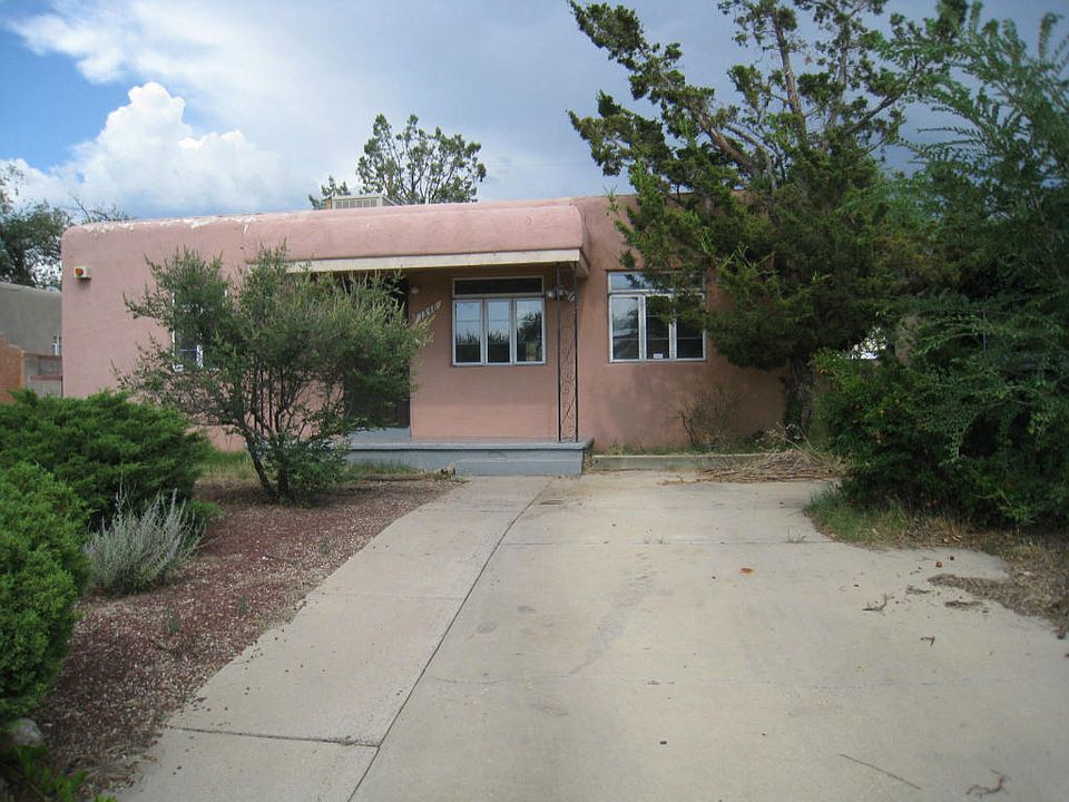 1st image of 1348 Vassar Dr NE