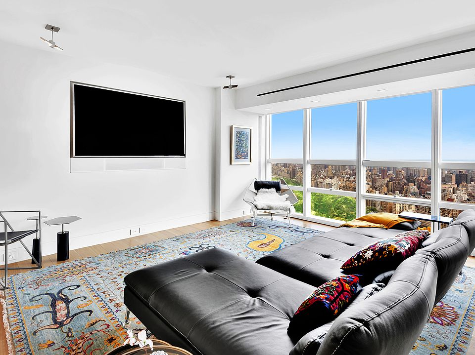 1st image of 146 W 57th St APT 66B