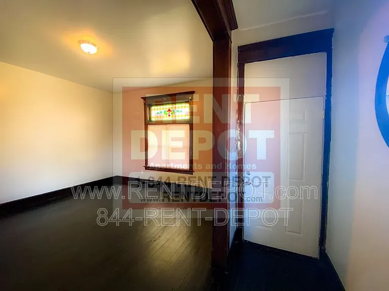 519 E Michigan St — Photo 6