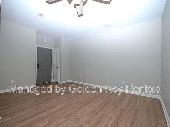 3rd image of 315 E Walnut St #3-F