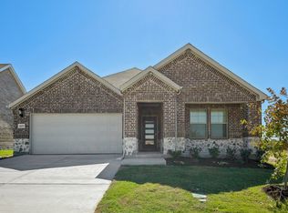 6653 Valley Lake Ln, Crowley, TX 76036