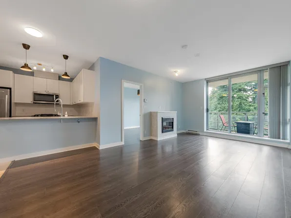 280 Ross Dr #1007, New Westminster, BC V3L 0C2