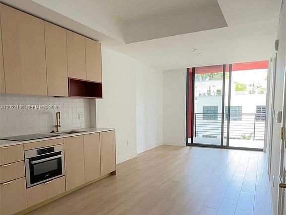 2nd image of 90 NE 32nd St #510