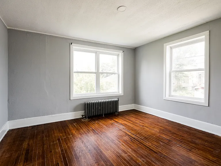 2505 Hurlbut St #25 — Photo 5