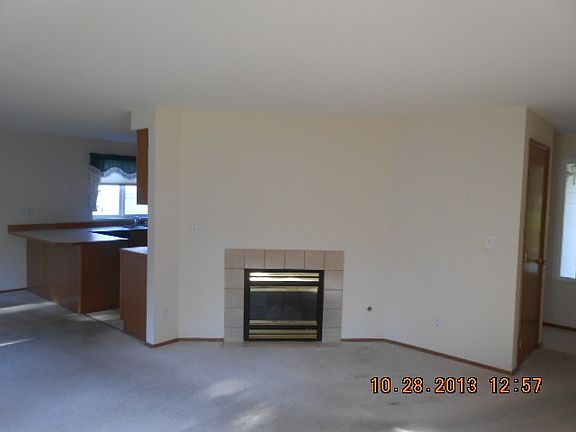 3rd image of 2983 NW Piper Ct