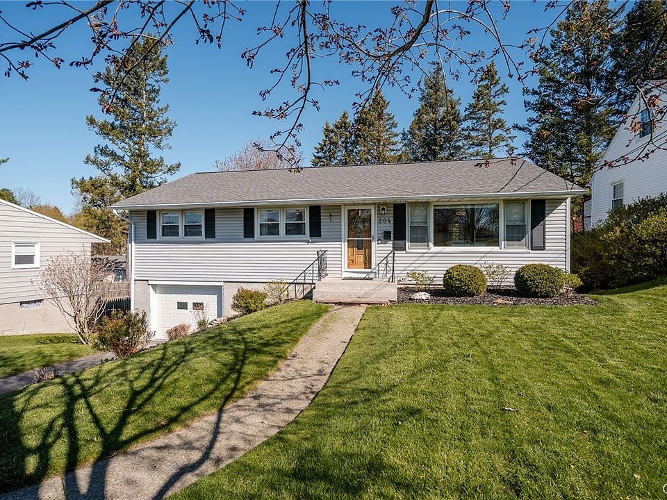 1st image of 204 Salisbury Rd