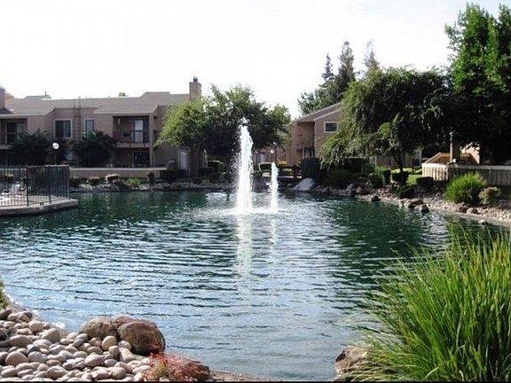 3rd image of 8035 Mariners Dr #0505
