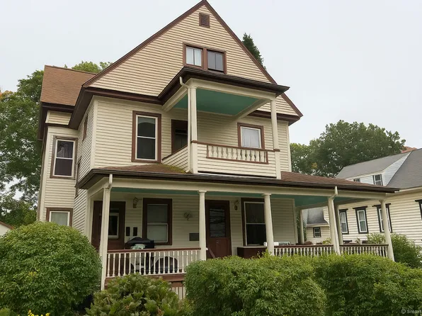 59 Chestnut Street, Windham, CT 06226