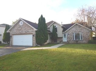 1707 N Autumn Dr, Joliet, IL 60431