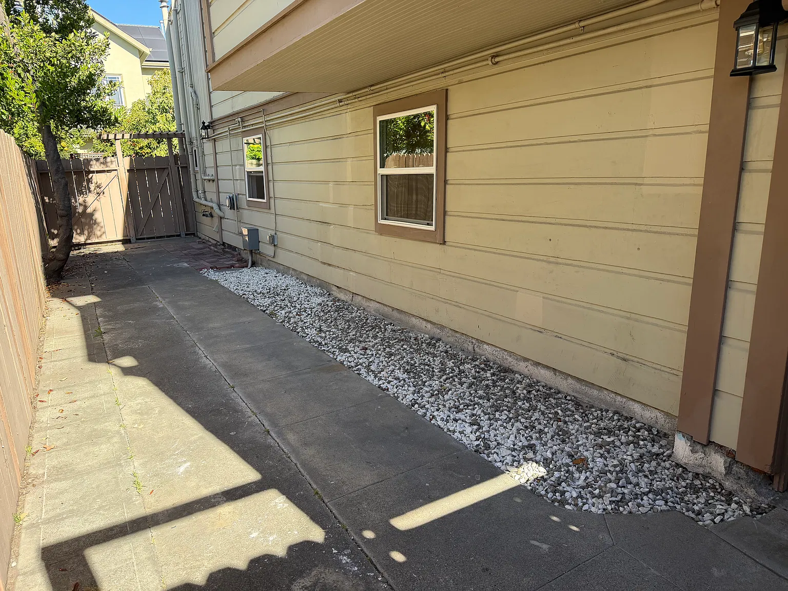 2 bed, 1.5 bath, 800 sqft, $2,800 — Photo 4