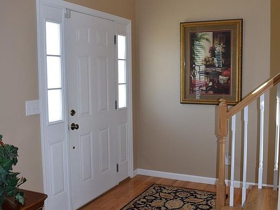 2nd image of 122 Mulberry Ln