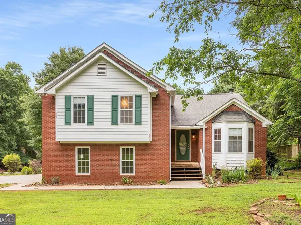 524 Stephens Point Dr SE, Lawrenceville, GA 30045