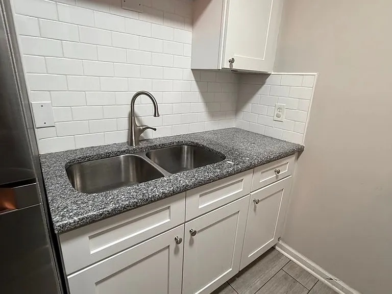 1100 Chandler Dr #104 — Photo 6