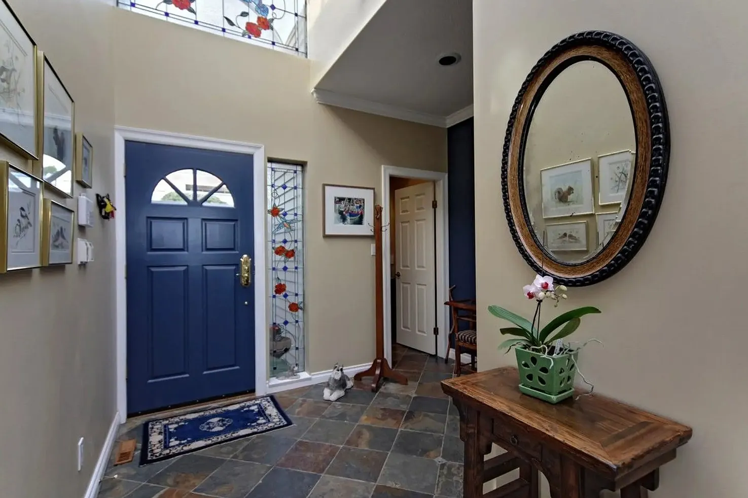 3 bed, 2.5 bath, 2450 sqft, $6,600 — Photo 3
