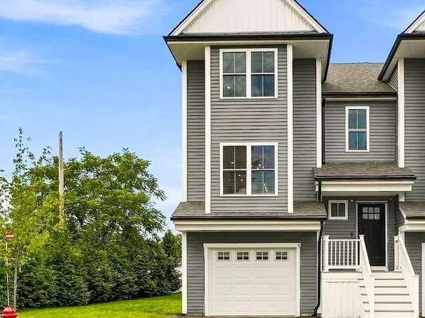 274 Providence Rd #8, South Grafton, MA 01560