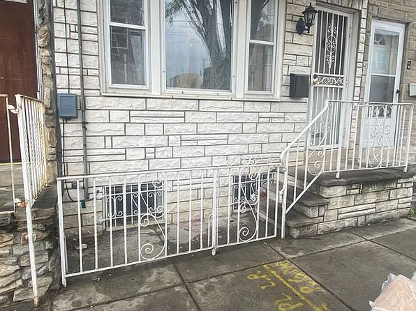2557 E Monmouth St, Philadelphia, PA 19134