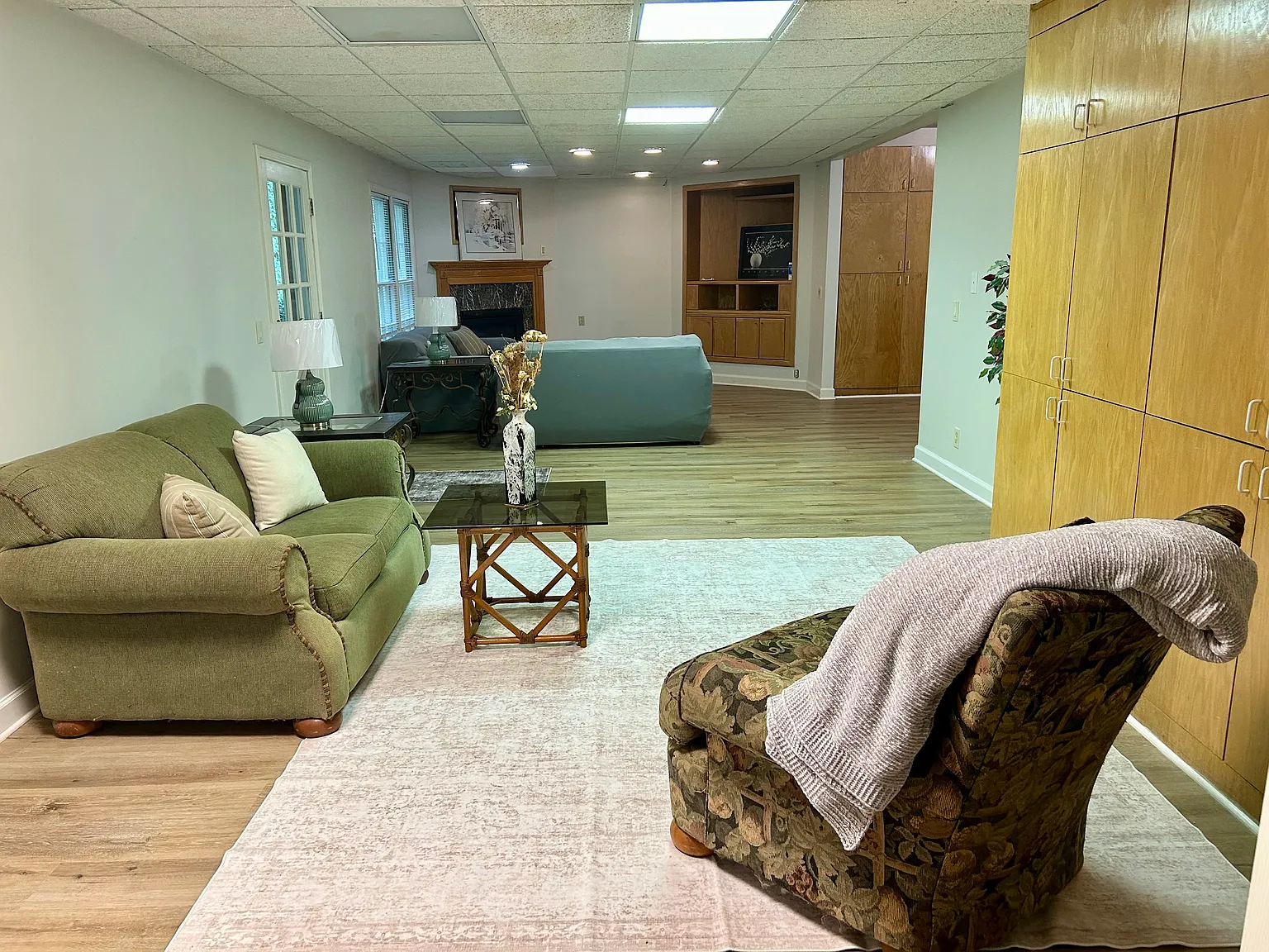 1 bed, 1000 sqft, $1,900 — Photo 3