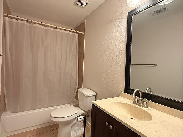 5935 Wildbriar Ln — Photo 18