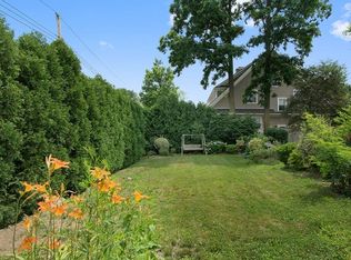 170 Clove Rd, New Rochelle, NY 10801