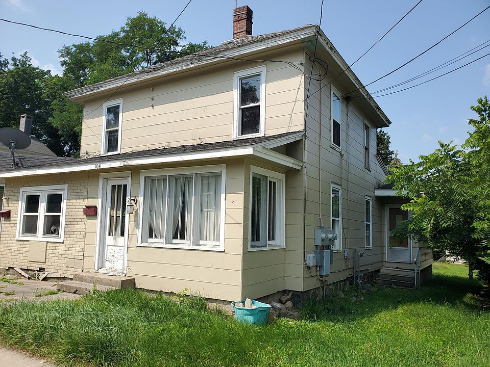 1st image of 104 Union St