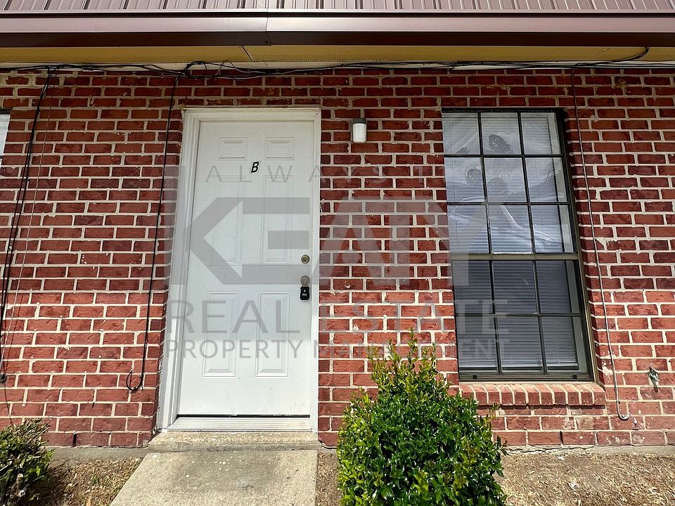1st image of 104 Country Ln APT B
