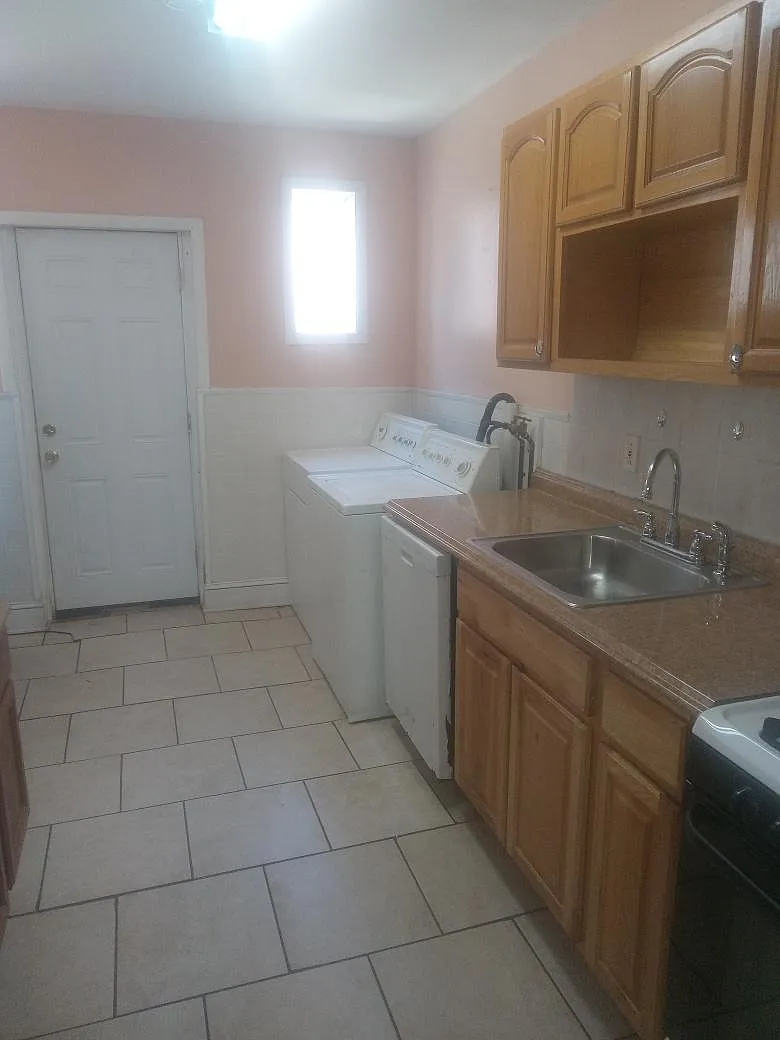 4435 N 16th Street — Photo 1