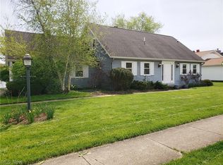 827 Nautilus Trl, Aurora, OH 44202