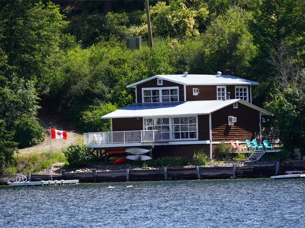 2257 Chief Atahm Dr, Hustalen 1, BC V0E 1M2