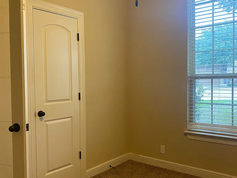 12234 Chambers Cv — Photo 6