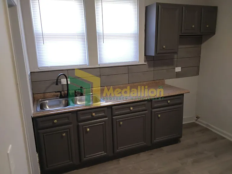 9418 S Ada St — Photo 24