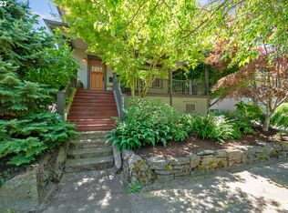 3748 SE Lincoln St, Portland, OR 97214