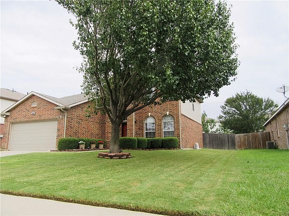 3rd image of 1805 White Dove Ln