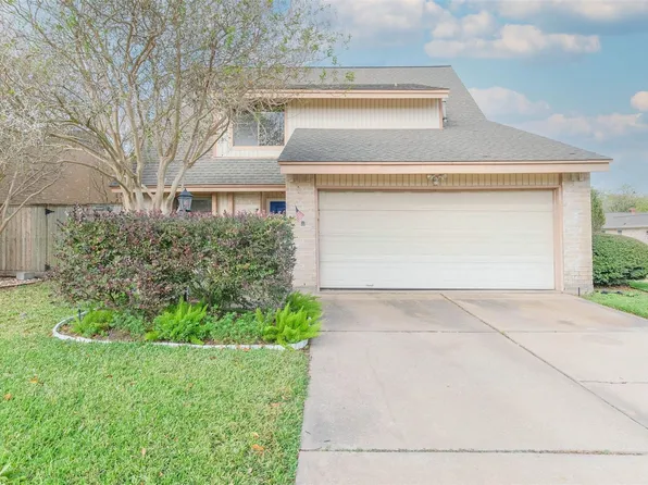 11902 Brook Meadows Ln, Meadows Place, TX 77477