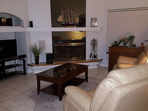 3rd image of 2304 SW 50th Ln