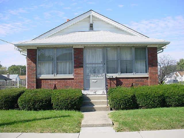 1st image of 2838 S Allen Ave