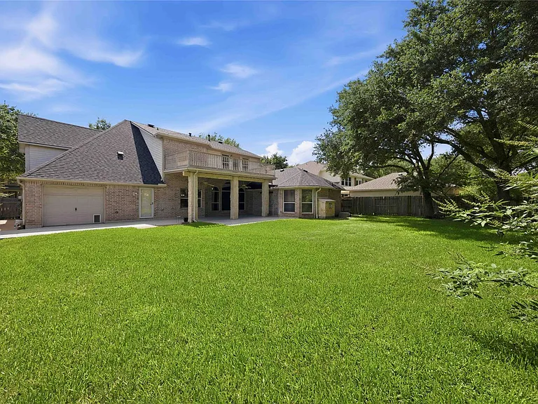 1511 Baldridge Ln — Photo 4