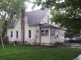 216 5th Ave SW, Oelwein, IA 50662