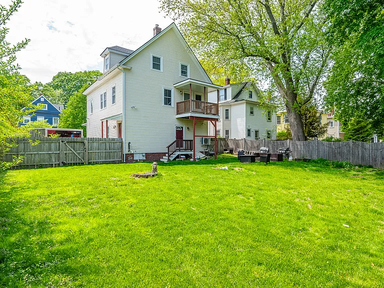 301 Richards Ave — Photo 27