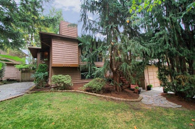 1st image of 8119 NE 131st St