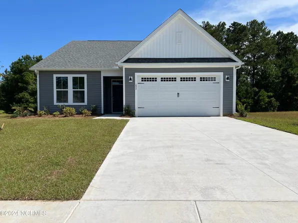 699 Edgeside Drive SE, Bolivia, NC 28422