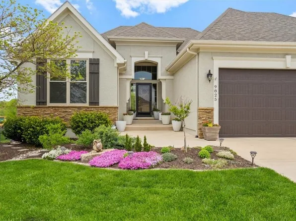 9825 Redbird St, Lenexa, KS 66227